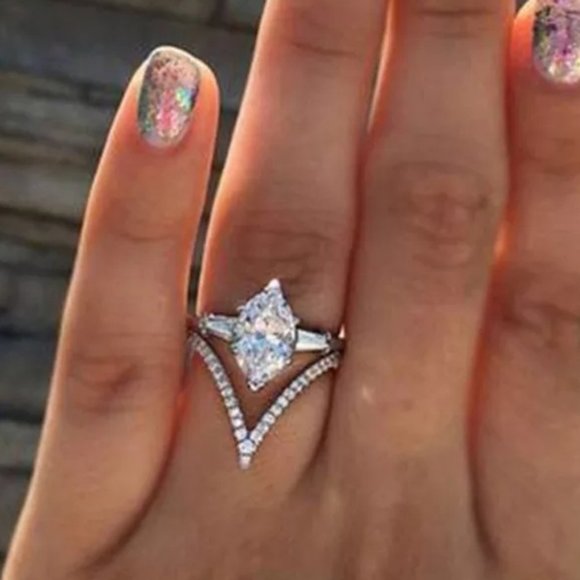 Bridal Wedding Engagement White Sapphire Ring - Picture 2 of 3